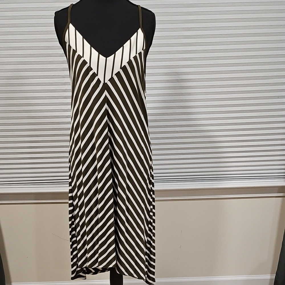 Laila Jayde Green and White Sleeveless Slip Midi Dress